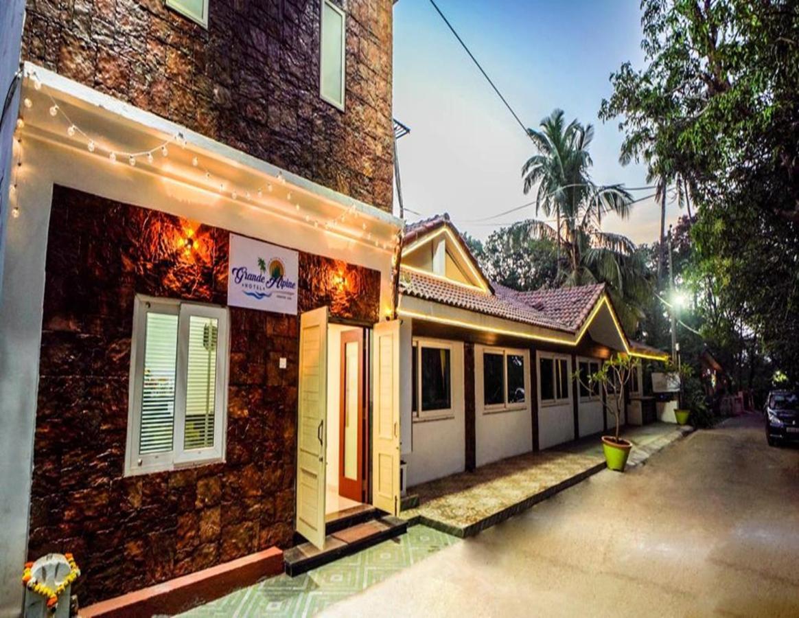 Grande Alpine Hotel فاغاتور المظهر الخارجي الصورة