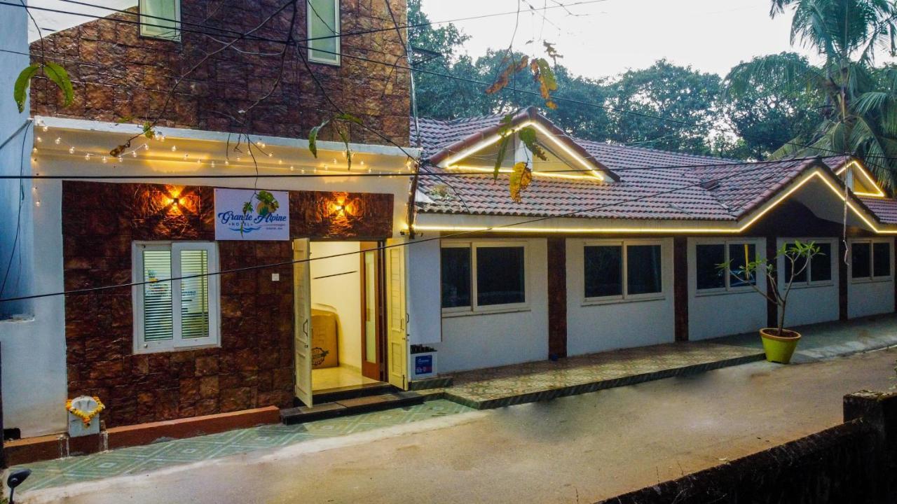 Grande Alpine Hotel فاغاتور المظهر الخارجي الصورة
